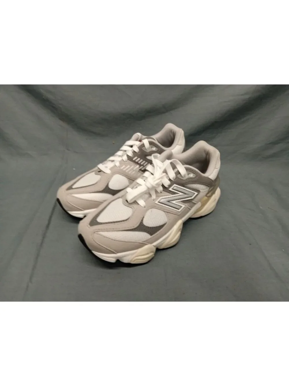 New Balance 90s are